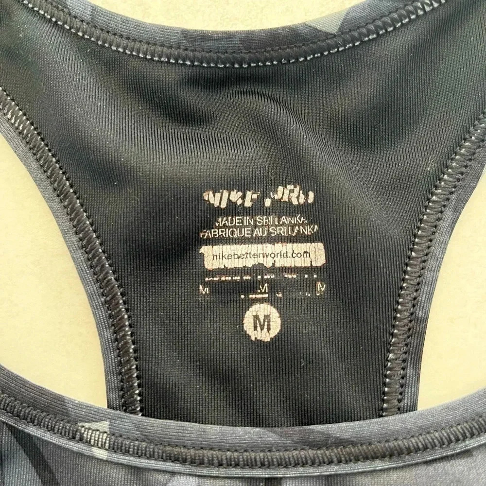 Nike Livestrong/💰2 FOR $10💰 Sports bra/ Racerback/ Size US M - Picture 4 of 8